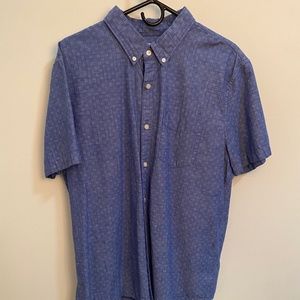 American Eagle short sleeve button down